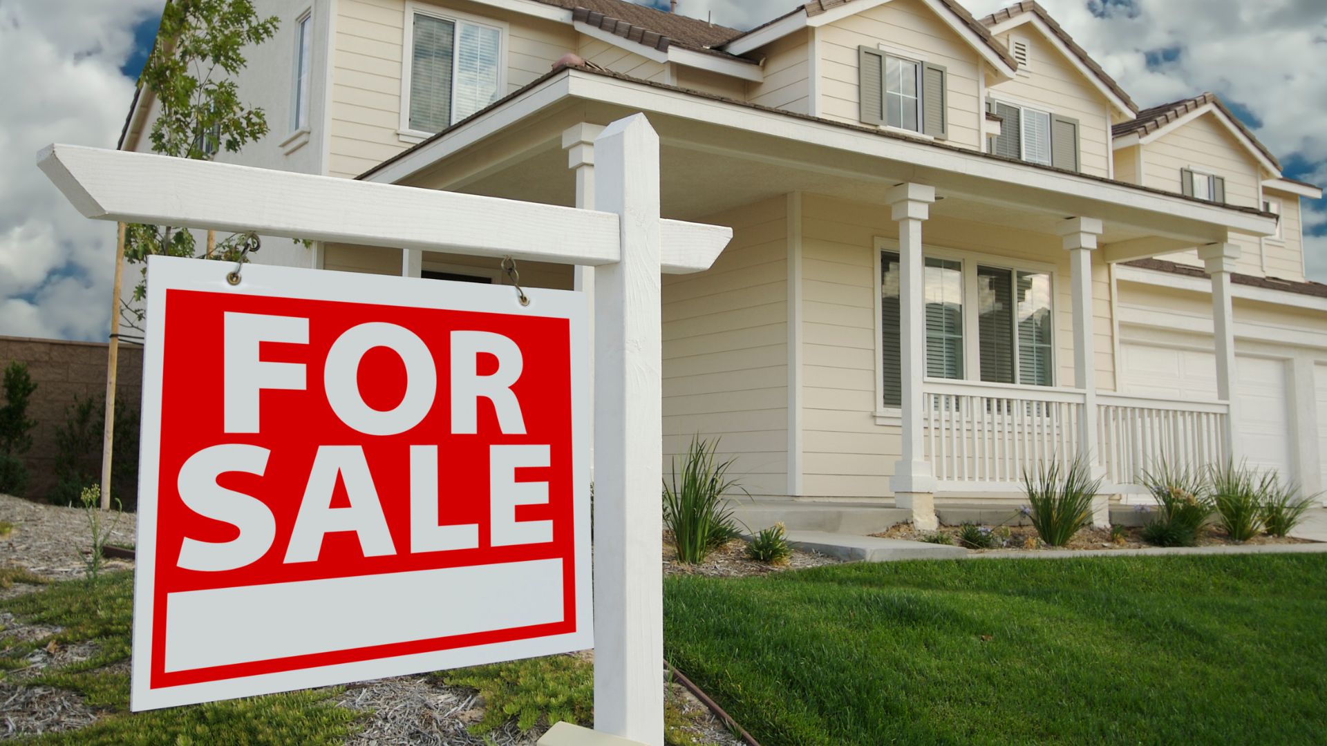 בתי יוקרה למכירה